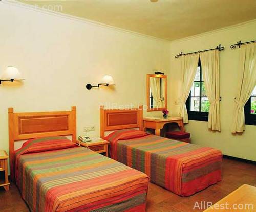 Zeytinada Hotel 12